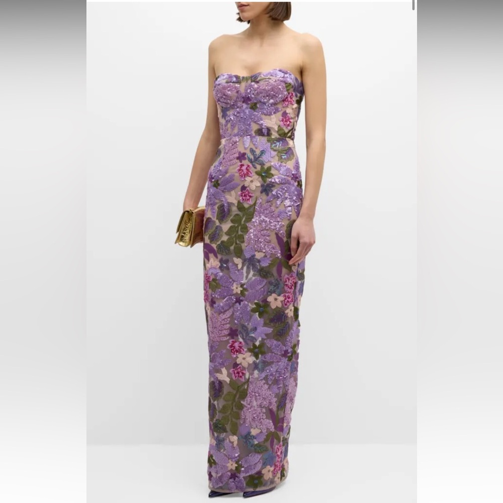 Bronx and Banco

Dahlia Floral-Embellished Strapless Gown